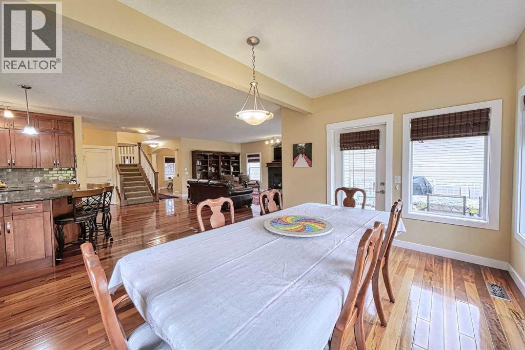 66 Crystal Green Drive, Okotoks, Alberta  T1S 2N7 - Photo 12 - A2256965