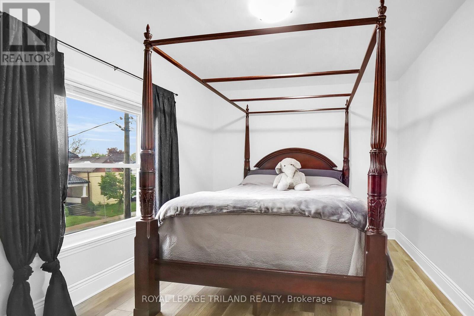 86 Kains Street, St. Thomas, Ontario  N5P 1N7 - Photo 18 - X12575816