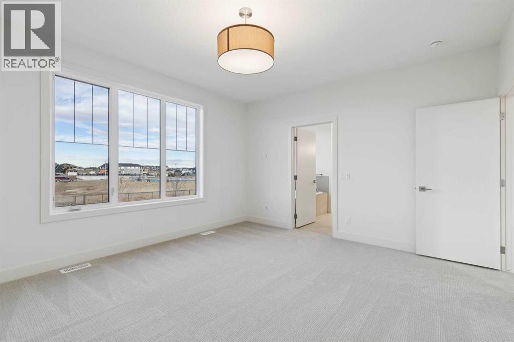 148 Marina Grove, Calgary, Alberta  T3M 3S9 - Photo 17 - A2272153