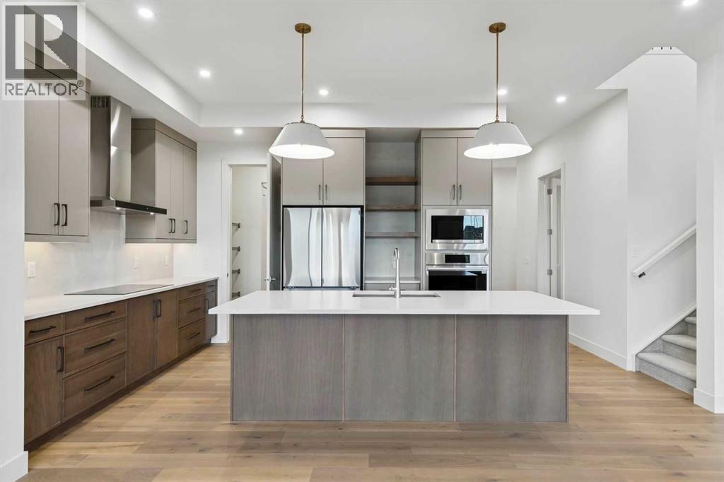 148 Marina Grove, Calgary, Alberta  T3M 3S9 - Photo 5 - A2272153