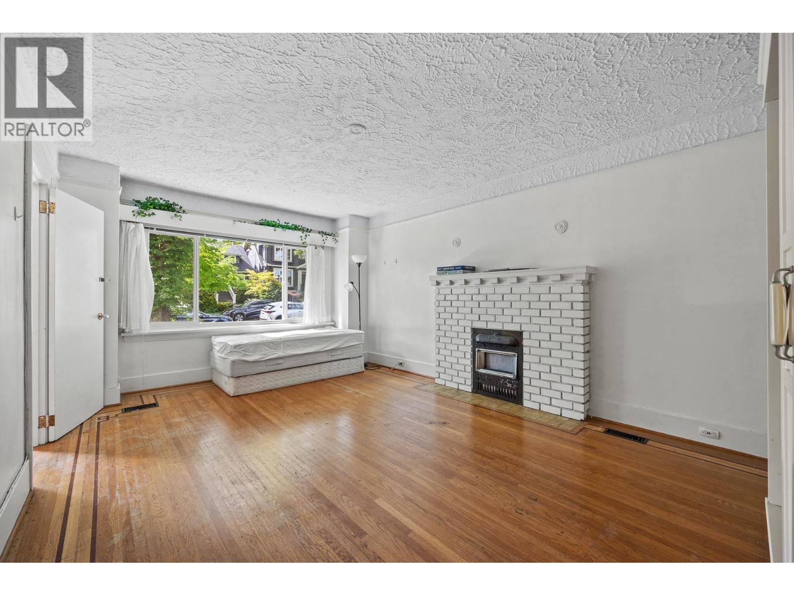 3579 W 18th Avenue, Vancouver, British Columbia  V6S 1A9 - Photo 5 - R3035932