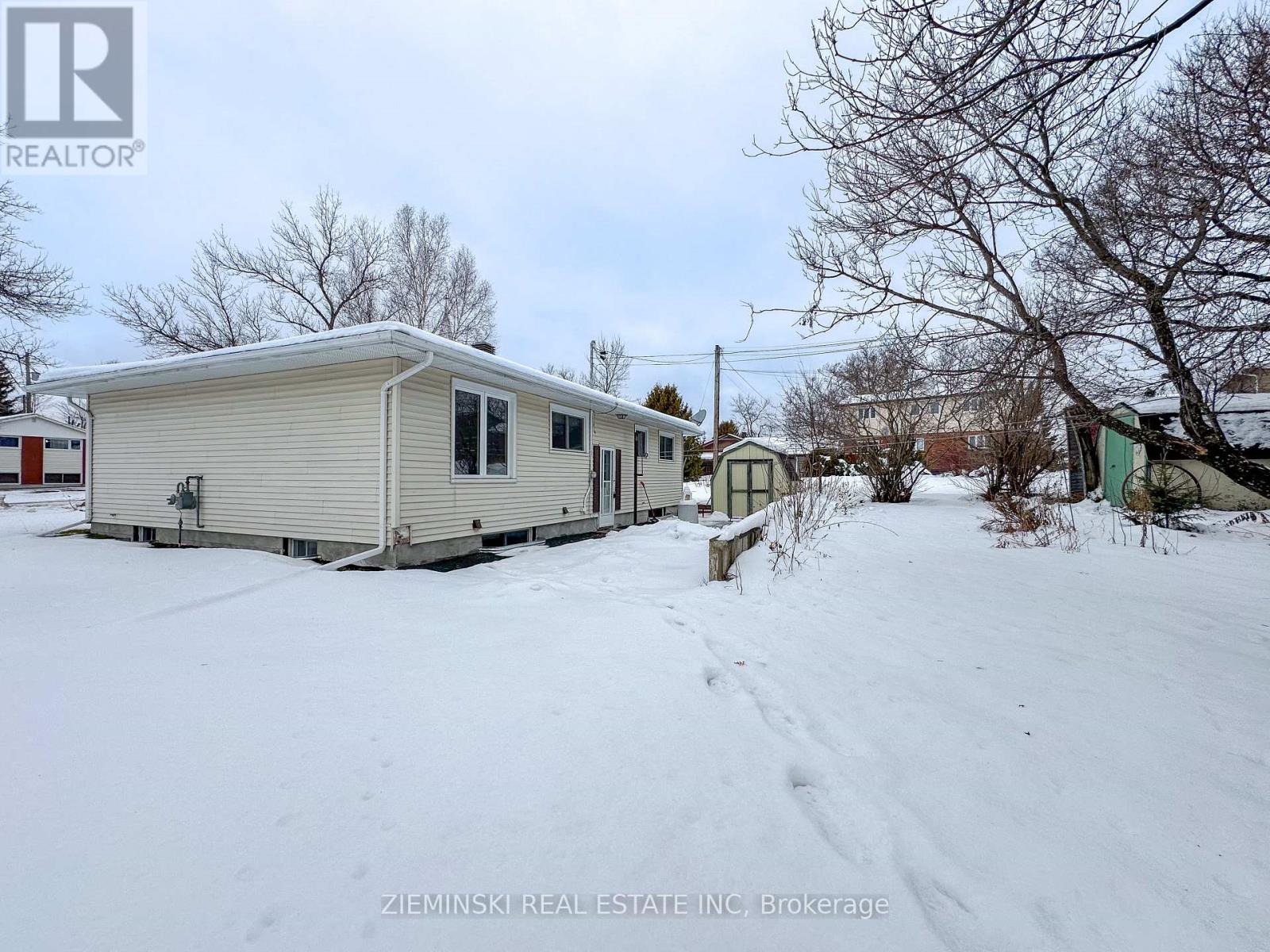 229 Fyfe Avenue, Iroquois Falls, Ontario  P0K 1E0 - Photo 33 - T12575860