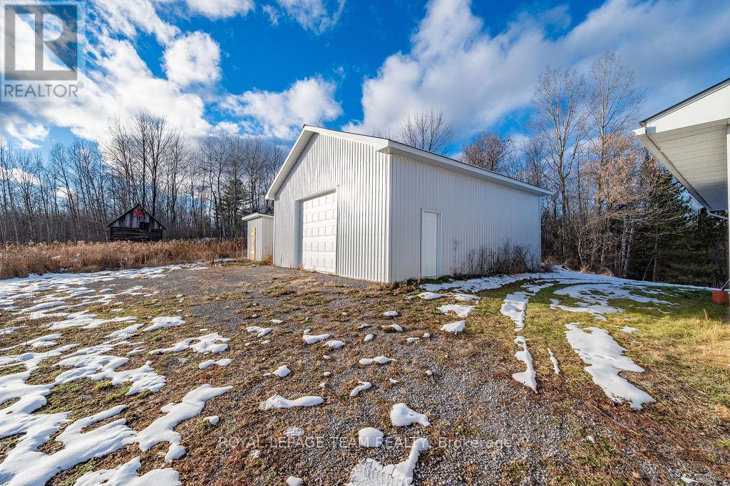 1150 Constant Lake Road, Bonnechere Valley, Ontario  K0J 1T0 - Photo 13 - X12575734