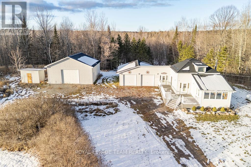 1150 Constant Lake Road, Bonnechere Valley, Ontario  K0J 1T0 - Photo 8 - X12575734