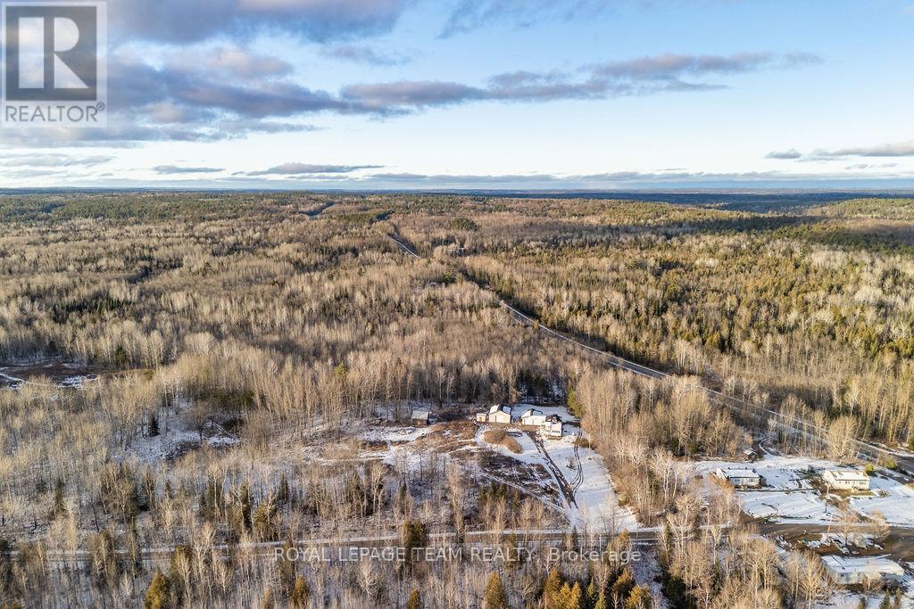 1150 Constant Lake Road, Bonnechere Valley, Ontario  K0J 1T0 - Photo 9 - X12575734