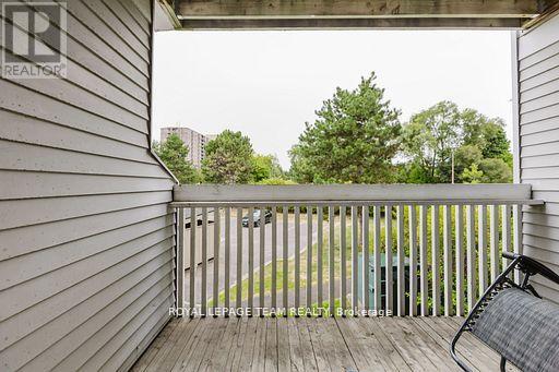 210 - 212 Viewmount Drive, Ottawa, Ontario  K2E 7X2 - Photo 23 - X12575744