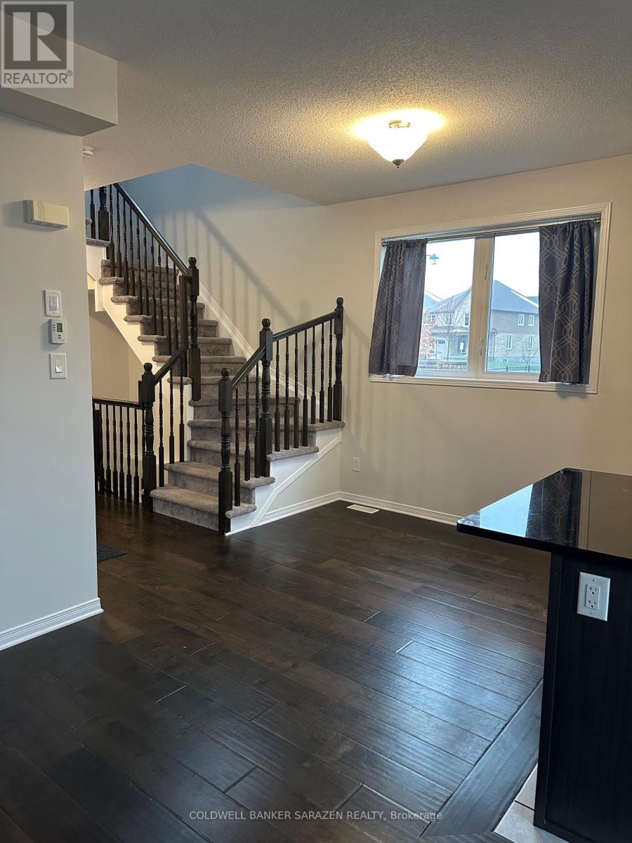 100 Camden Private S, Ottawa, Ontario  K2J 6H9 - Photo 3 - X12575770