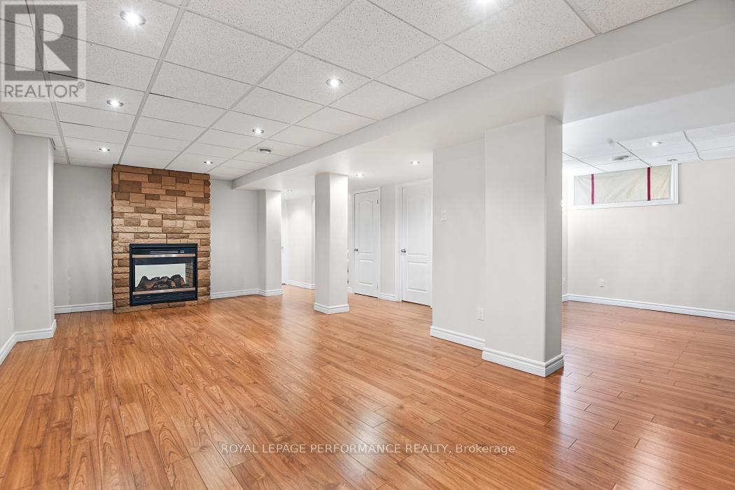 15 Fanterra Way, Ottawa, Ontario  K1T 3Z7 - Photo 24 - X12575846