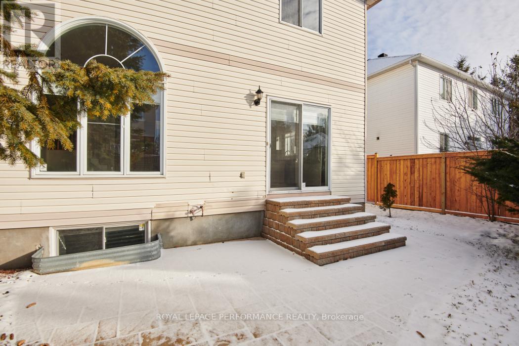 15 Fanterra Way, Ottawa, Ontario  K1T 3Z7 - Photo 30 - X12575846