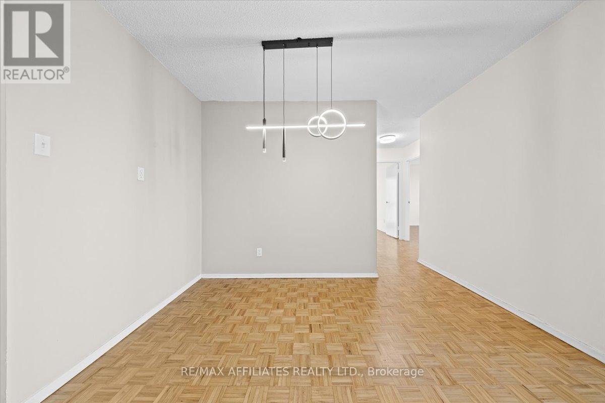 1507 - 158b Mcarthur Avenue, Ottawa, Ontario  K1L 8C9 - Photo 6 - X12575864