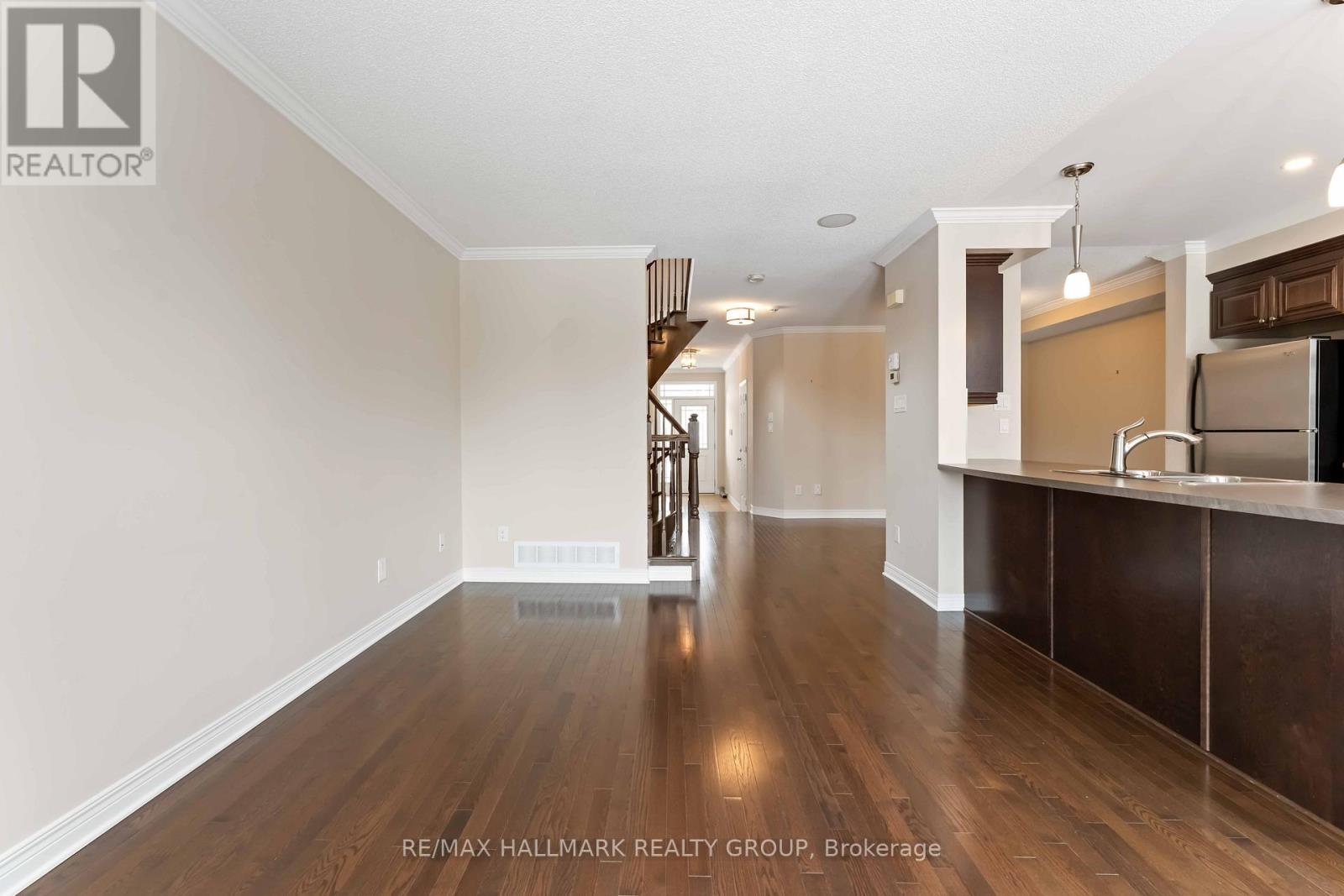 192 Akerson Road, Ottawa, Ontario  K2M 0B6 - Photo 10 - X12575886