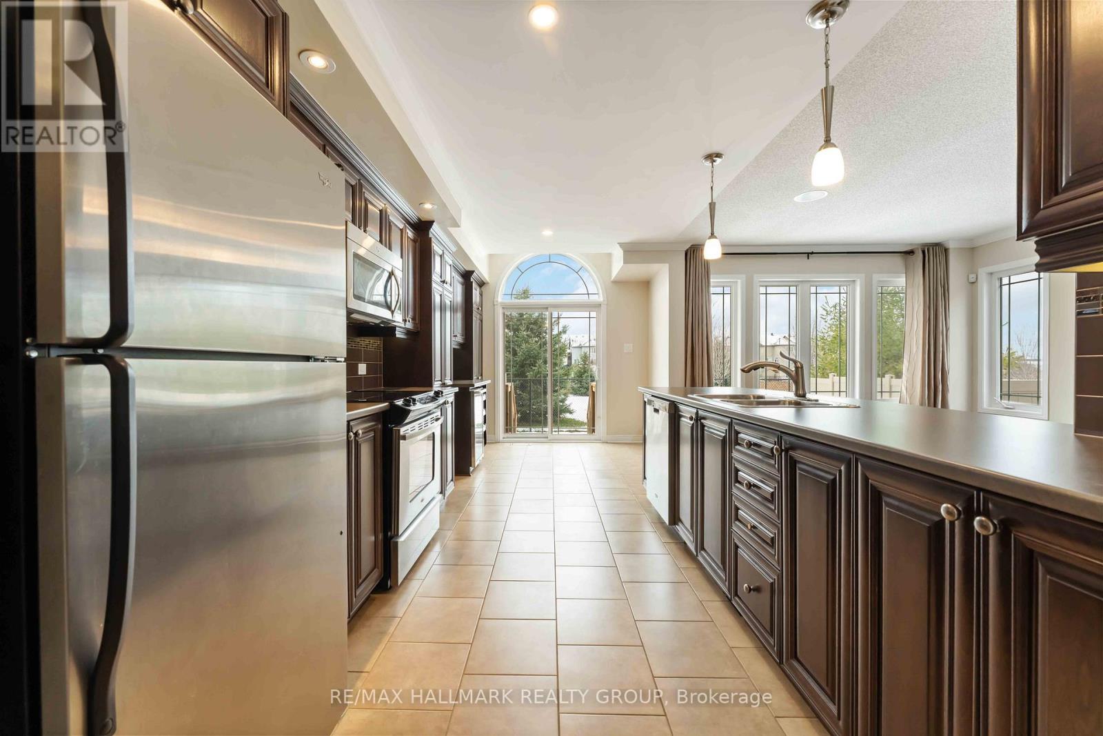 192 Akerson Road, Ottawa, Ontario  K2M 0B6 - Photo 8 - X12575886