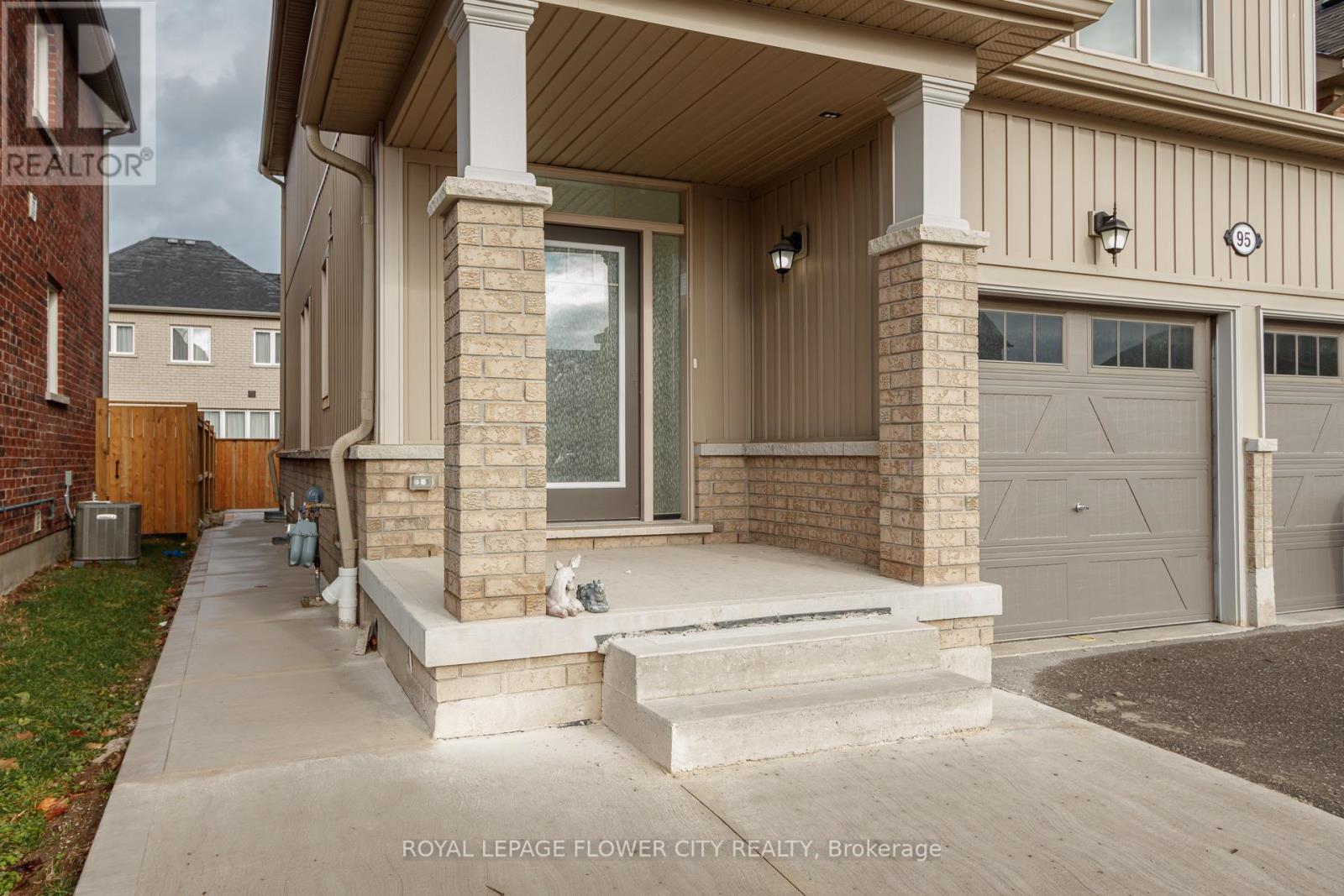 95 Tracey Lane, Collingwood, Ontario  L9Y 3Y7 - Photo 4 - S12575680