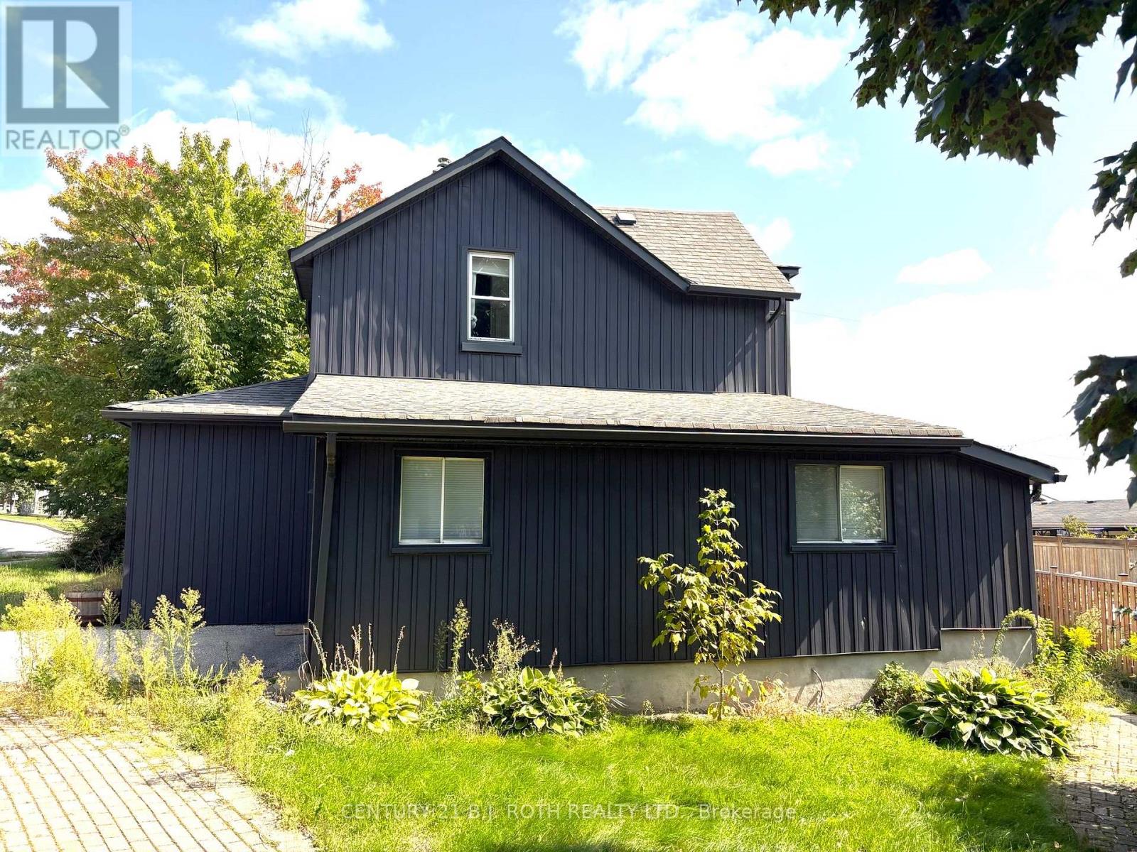 253 Dunlop Street E, Barrie (North Shore), Ontario  L4M 1B6 - Photo 13 - S12575712