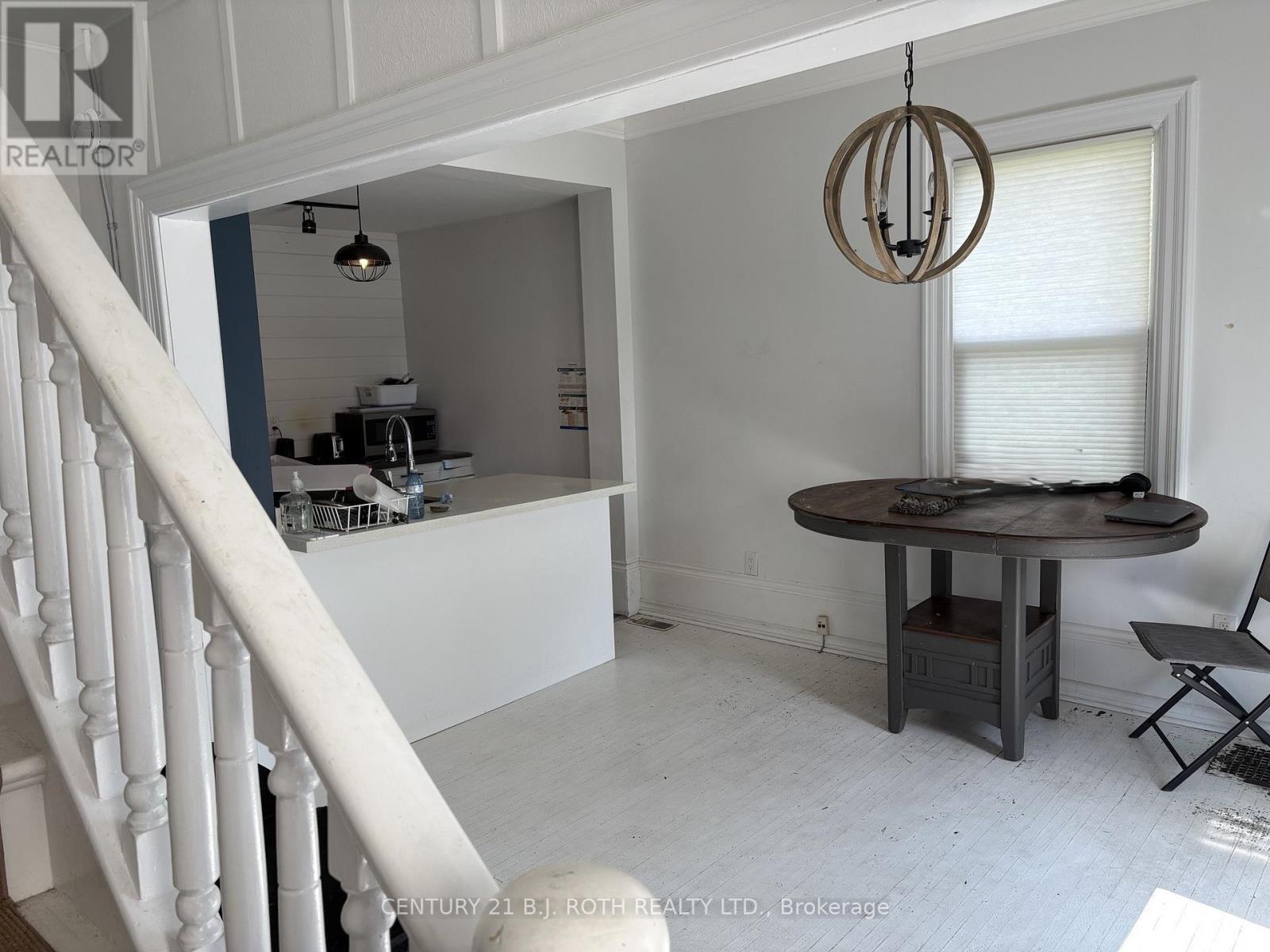 253 Dunlop Street E, Barrie (North Shore), Ontario  L4M 1B6 - Photo 8 - S12575712