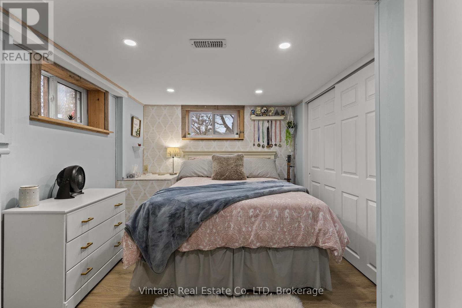 104 Concession Street E, Haldimand (Dunnville), Ontario  N1A 1A1 - Photo 18 - X12575898