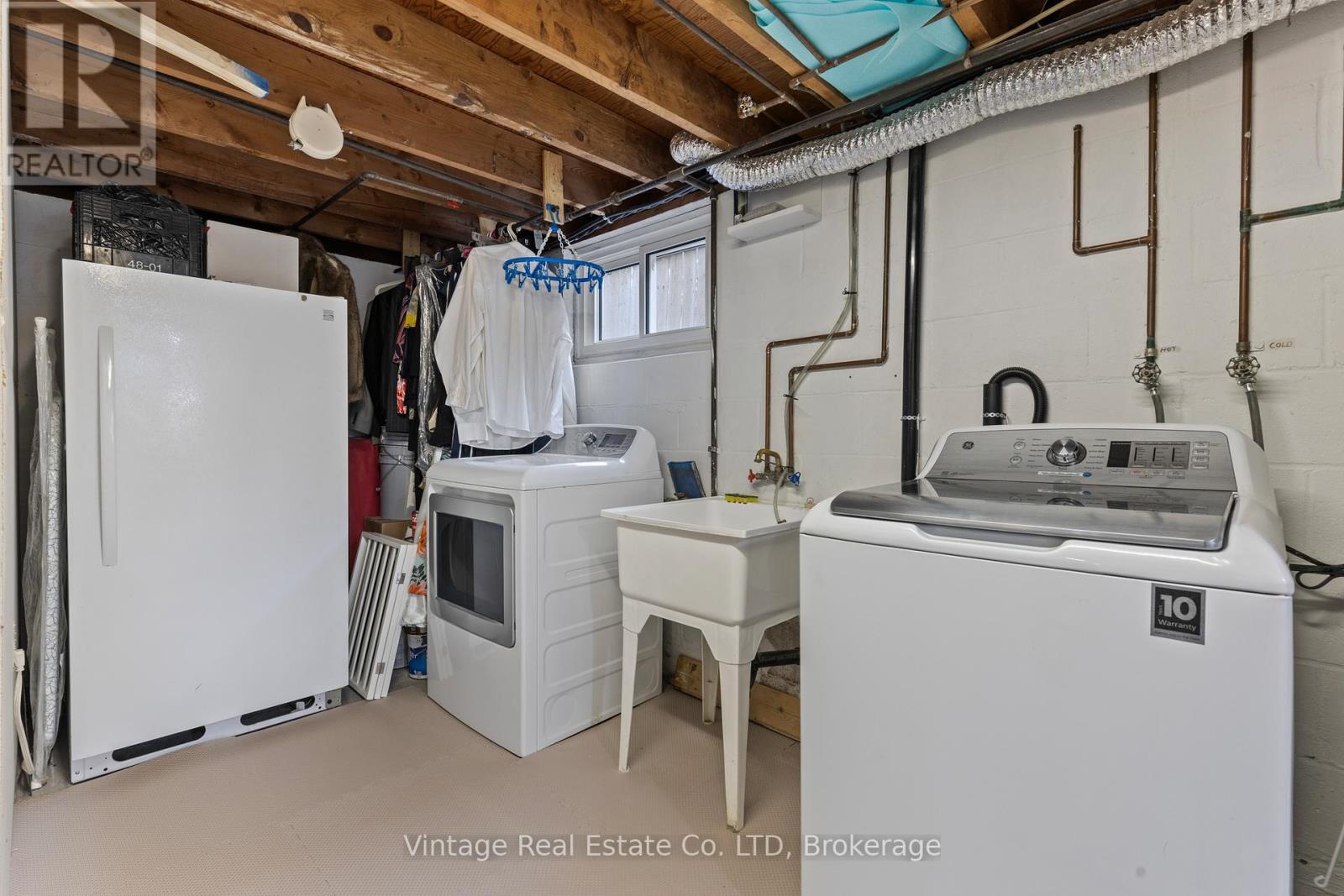 104 Concession Street E, Haldimand (Dunnville), Ontario  N1A 1A1 - Photo 19 - X12575898