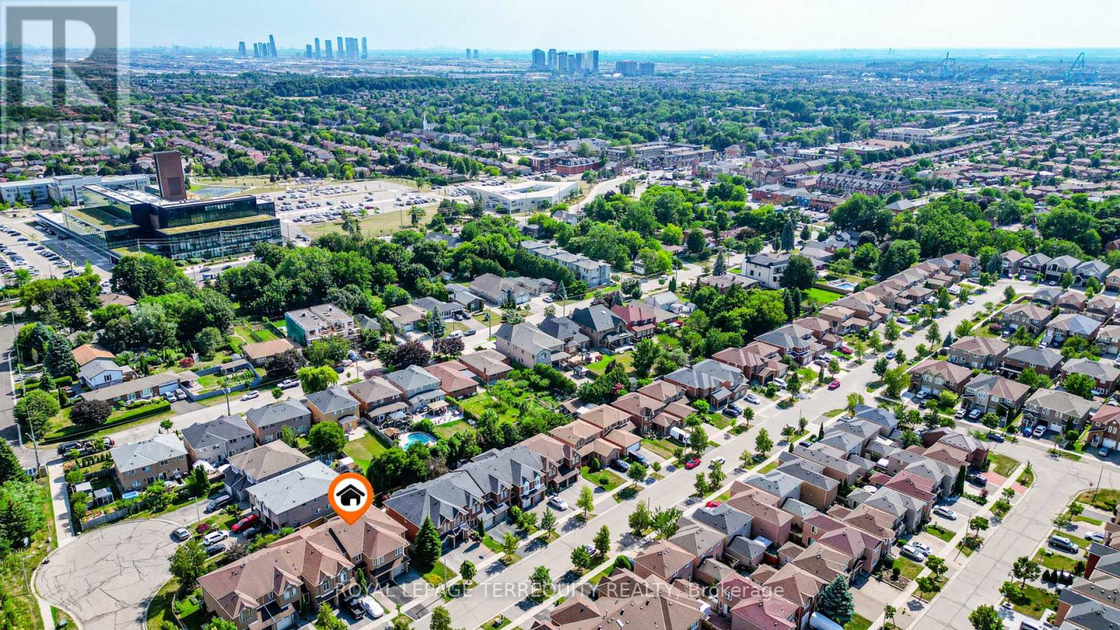 9 Stonebriar Drive, Vaughan, Ontario  L6A 2N5 - Photo 49 - N12573658