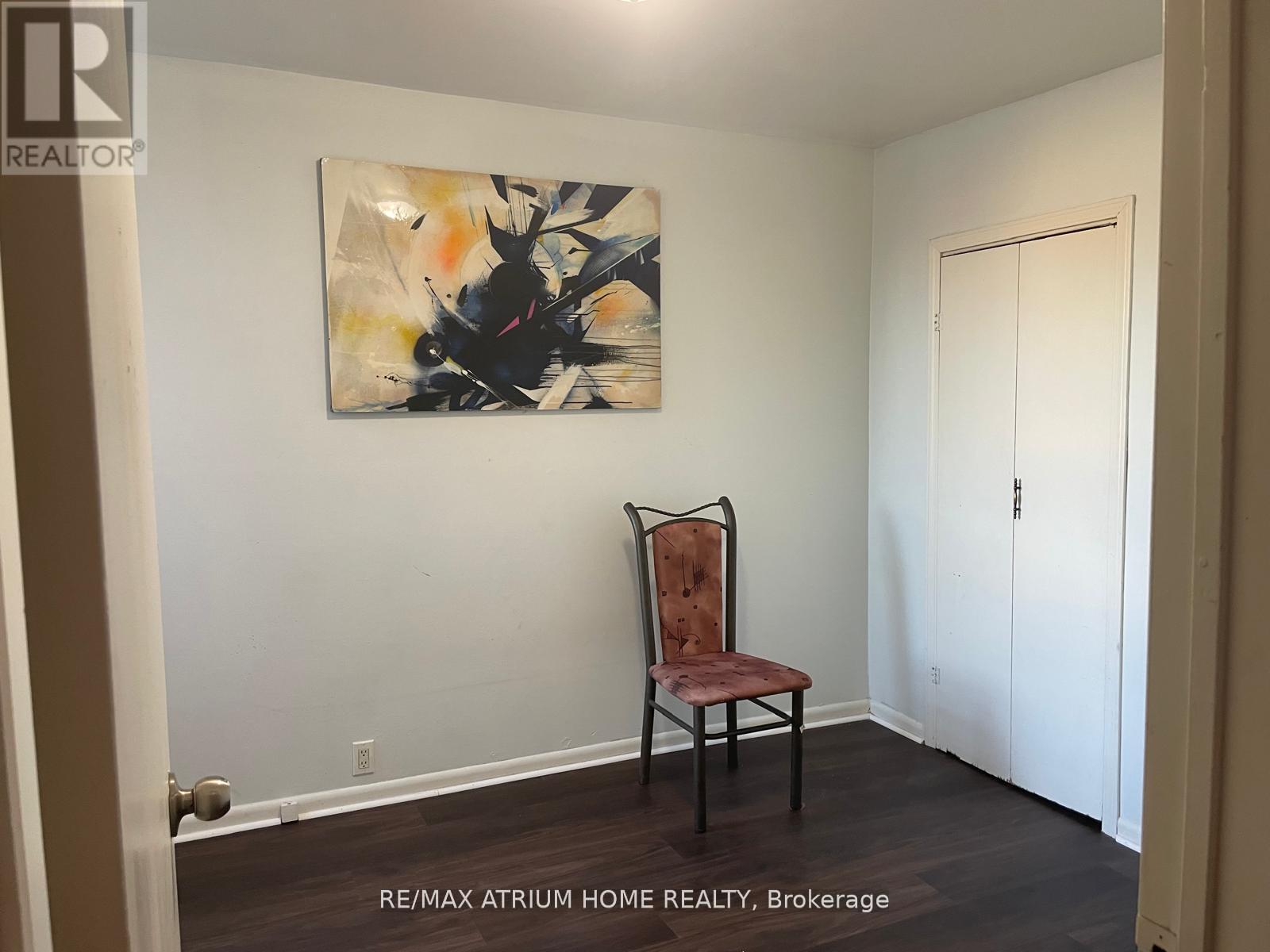 SECOND FLOOR - 19 LAUGHTON AVENUE, Toronto, Ontario