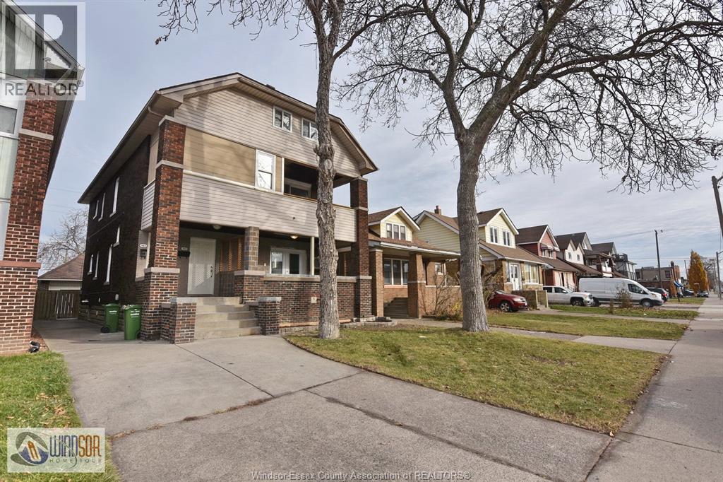 MLS# 25030520: 940-942 PARENT AVENUE, Windsor, Canada