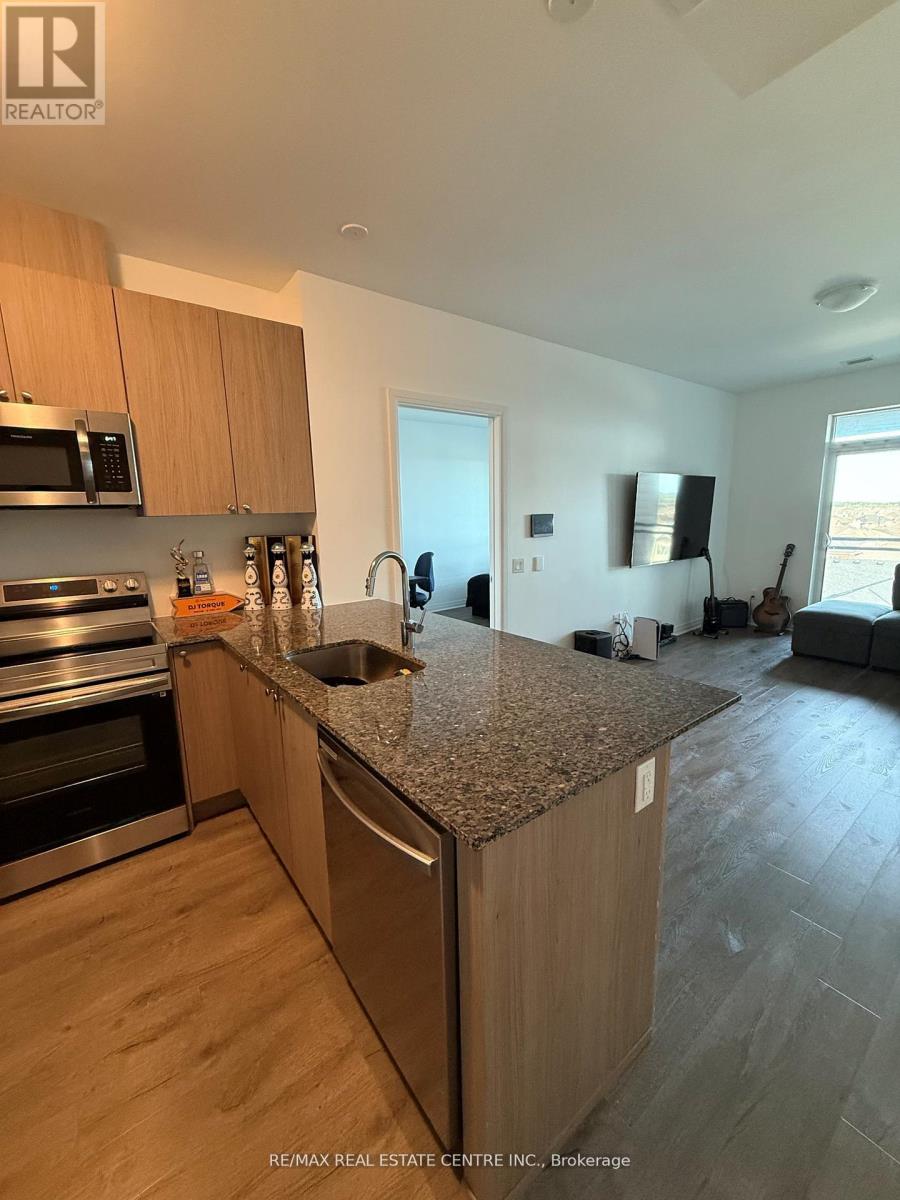 501 - 470 Gordon Krantz Avenue, Milton, Ontario  L9T 2X5 - Photo 10 - W12575674