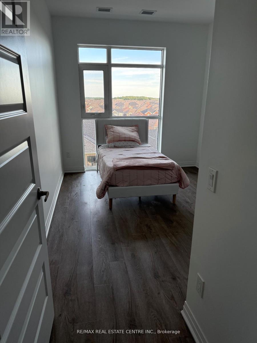 501 - 470 Gordon Krantz Avenue, Milton, Ontario  L9T 2X5 - Photo 15 - W12575674