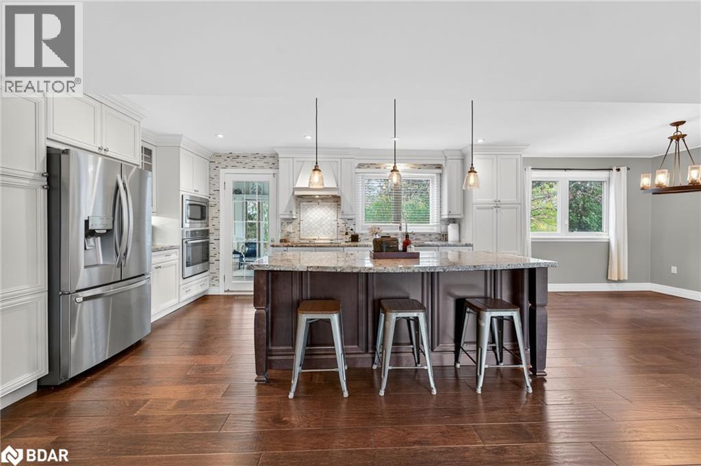 15 Rodney Street, Barrie, Ontario L4M 4B5 - Photo 9 - 40789972