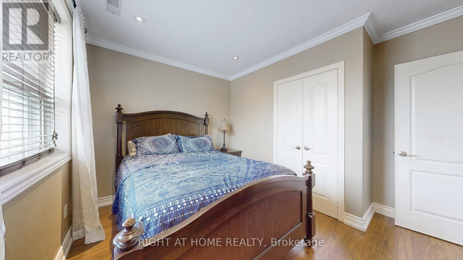 201 - 48 Hyde Avenue, Toronto, Ontario  M6M 1J4 - Photo 12 - W12575704