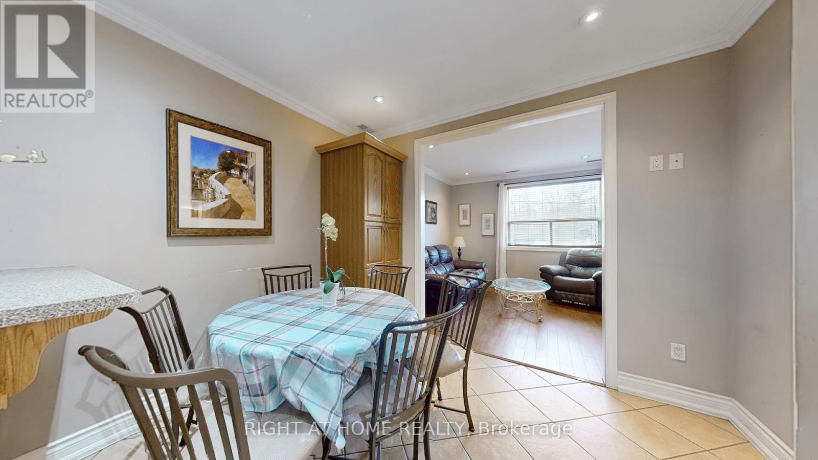 201 - 48 Hyde Avenue, Toronto, Ontario  M6M 1J4 - Photo 8 - W12575704