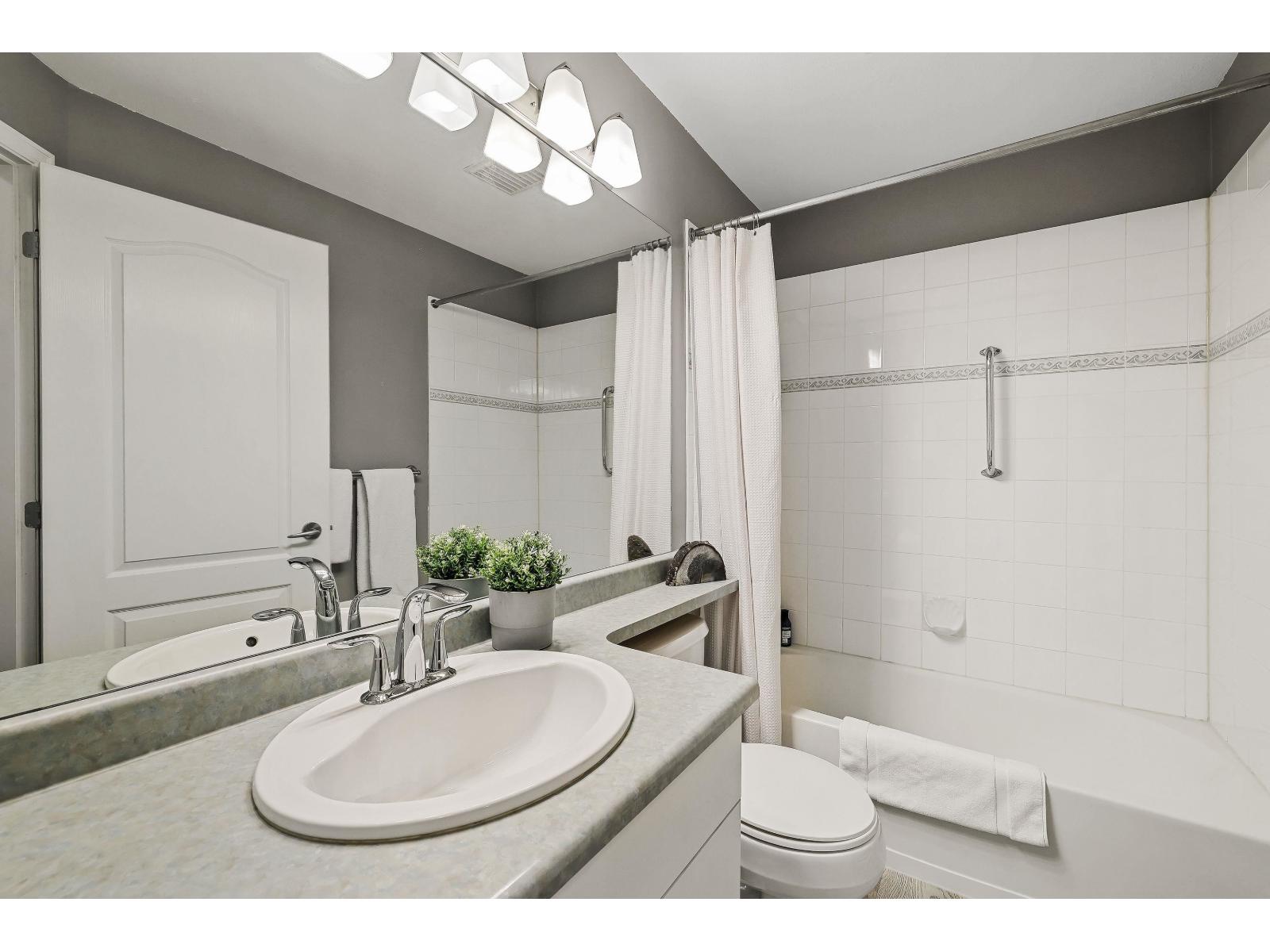 107 20239 Michaud Crescent, Langley, British Columbia  V3A 8L1 - Photo 13 - R3060001