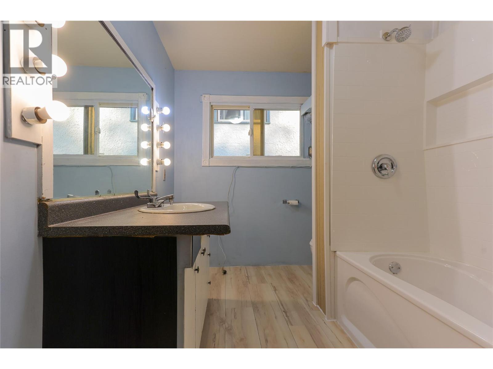 1760 Daniel Street, Trail, British Columbia  V1R 4G8 - Photo 21 - 10363046