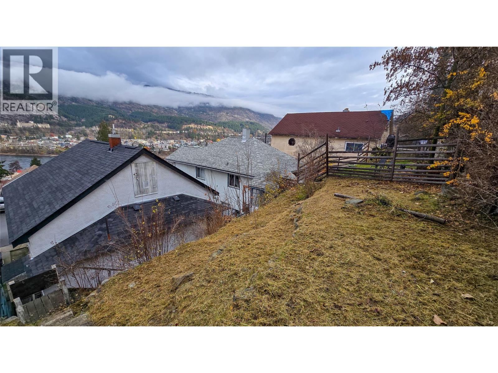 1760 Daniel Street, Trail, British Columbia  V1R 4G8 - Photo 49 - 10363046