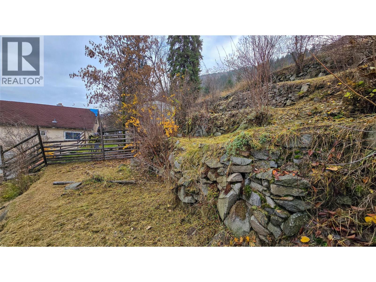 1760 Daniel Street, Trail, British Columbia  V1R 4G8 - Photo 46 - 10363046