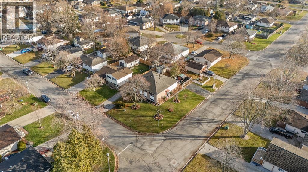 518 Oozloffsky Street, Petrolia, Ontario  N0N 1R0 - Photo 23 - 25030590