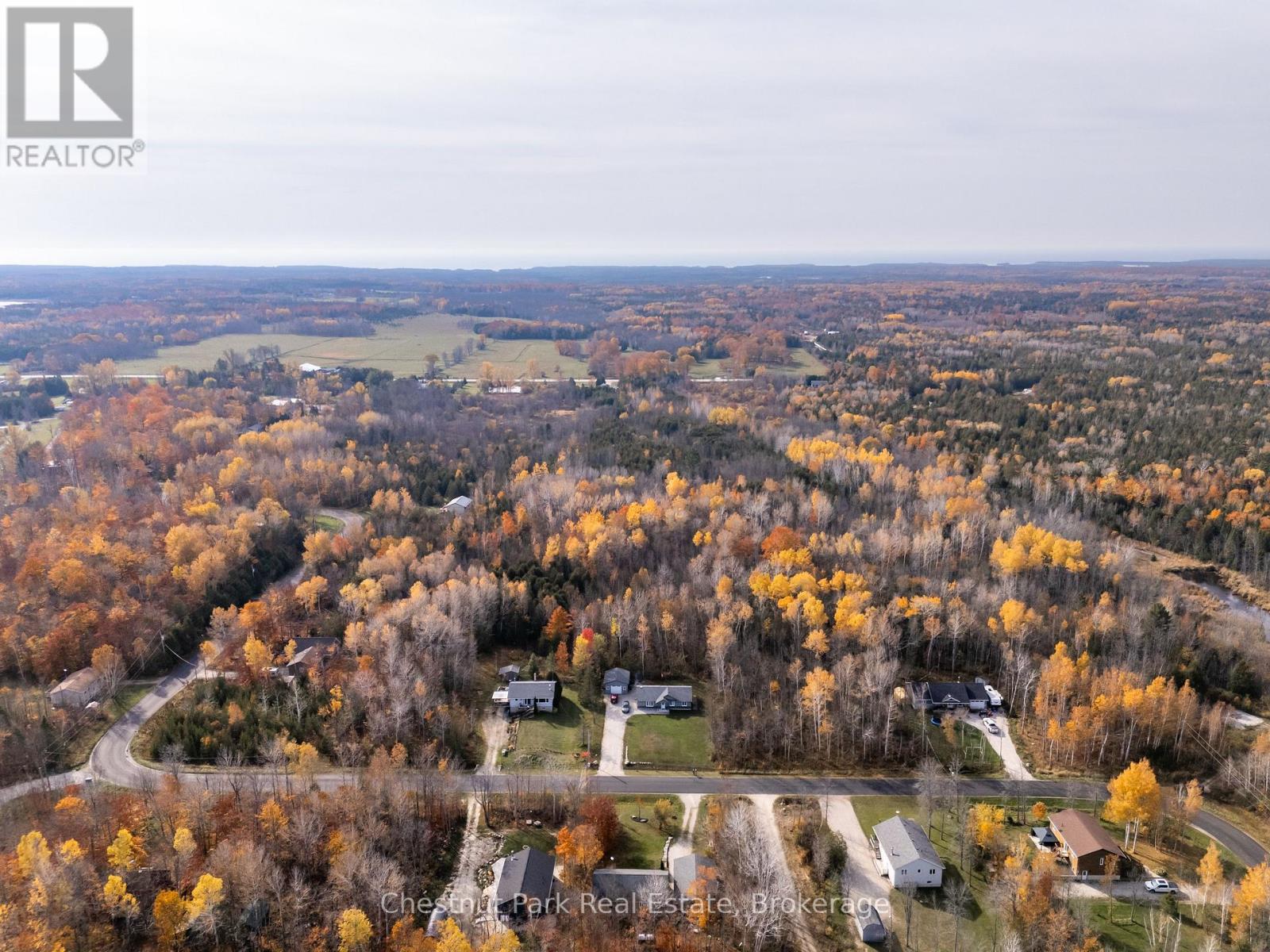 9 Maple Drive, Northern Bruce Peninsula, Ontario  N0H 1Z0 - Photo 14 - X12575788