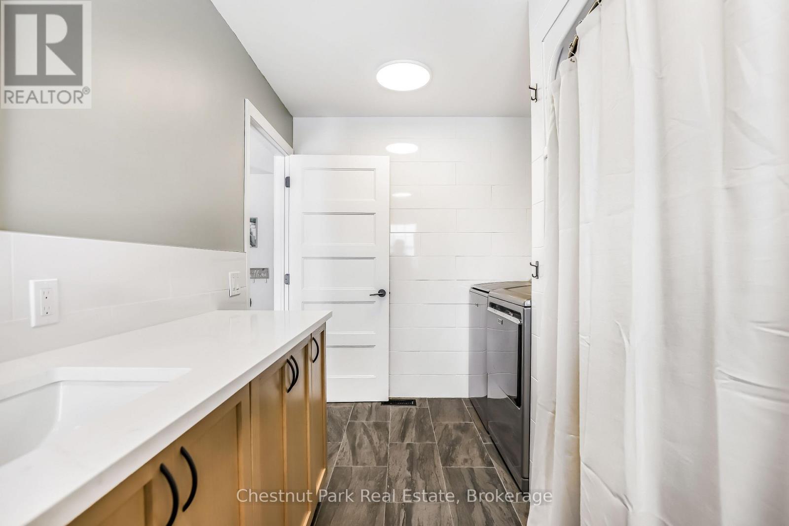 9 Maple Drive, Northern Bruce Peninsula, Ontario  N0H 1Z0 - Photo 30 - X12575788