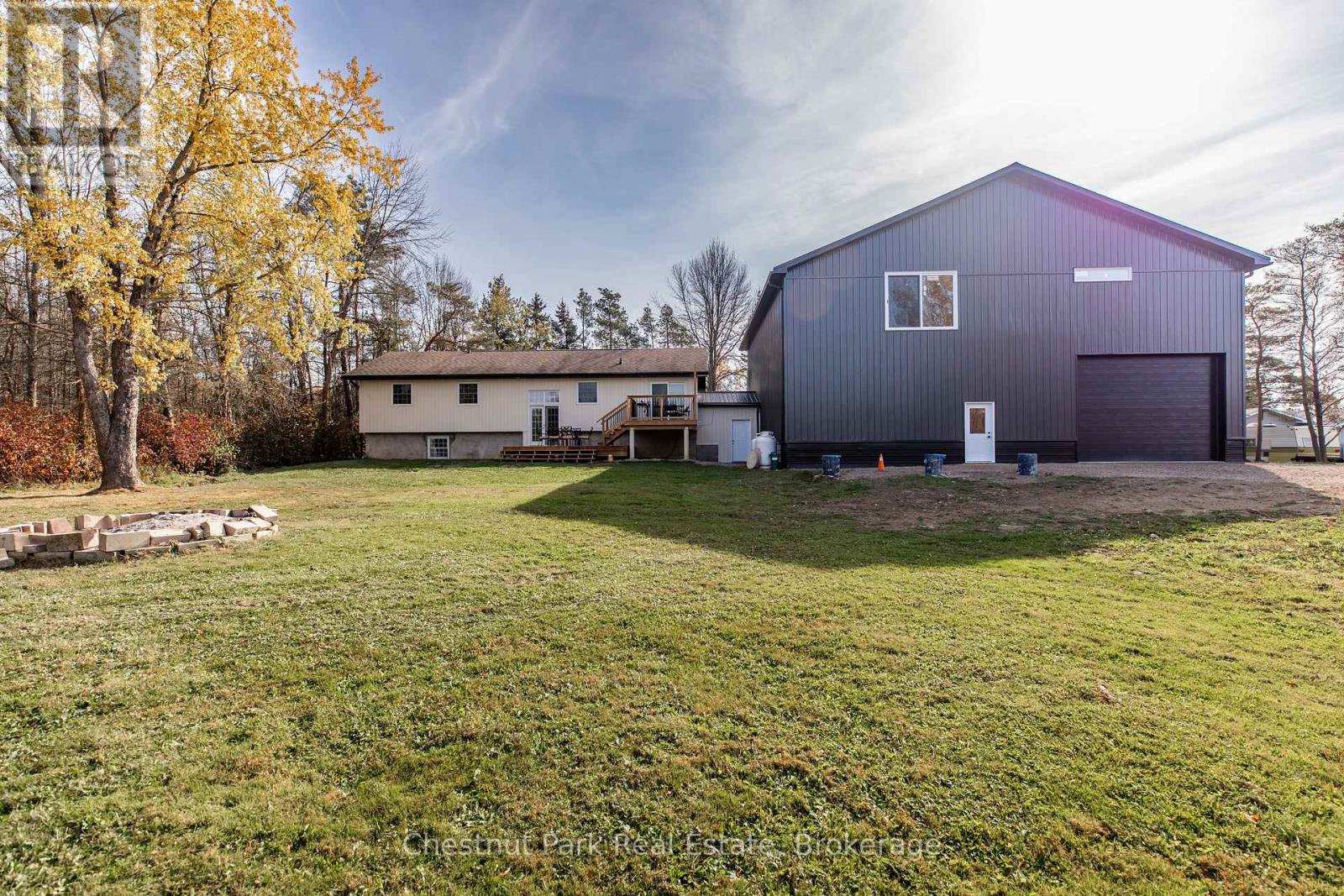 9 Maple Drive, Northern Bruce Peninsula, Ontario  N0H 1Z0 - Photo 6 - X12575788
