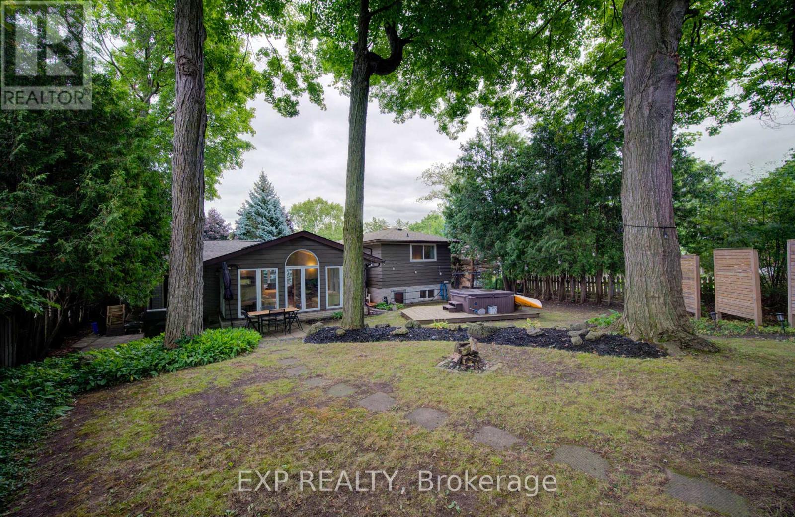 47 Hillcrest Lane, Kitchener, Ontario  N2K 1S9 - Photo 36 - X12575648