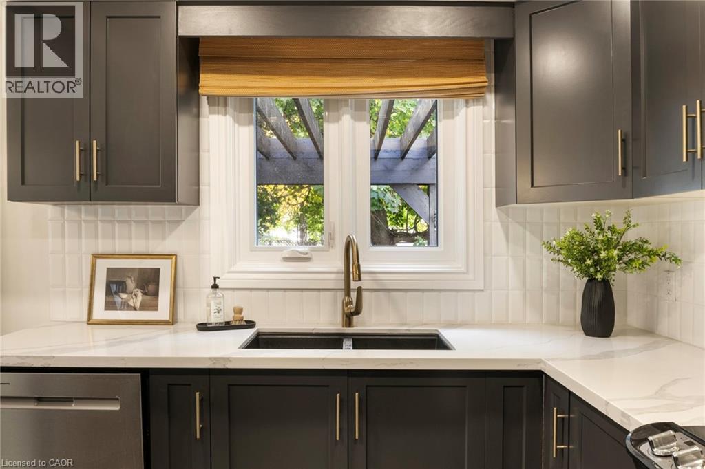 391 Strawberry Crescent, Waterloo, Ontario N2K 3J4 - Photo 17 - 40790469