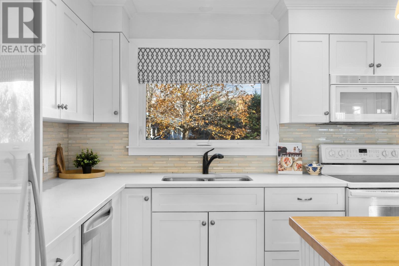 48 Prince Charles Dr., Charlottetown, Prince Edward Island  C1A 3C2 - Photo 8 - 202528535