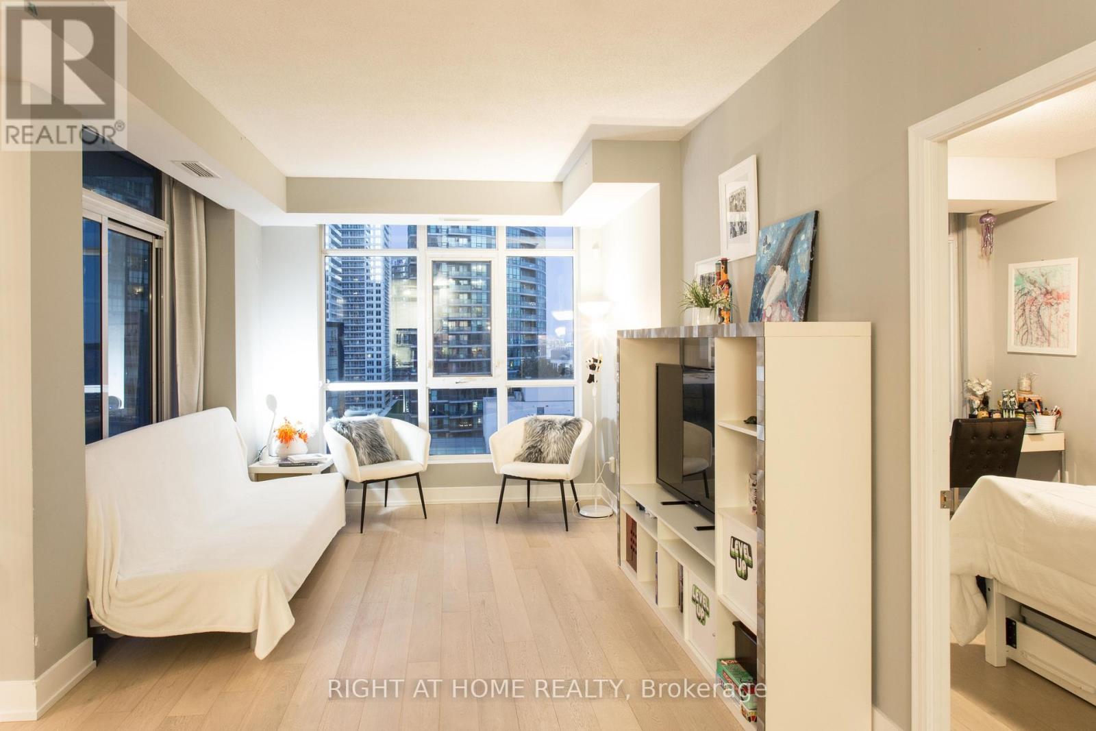 1508 - 21 Grand Magazine Street, Toronto, Ontario  M5V 1B5 - Photo 17 - C12575742