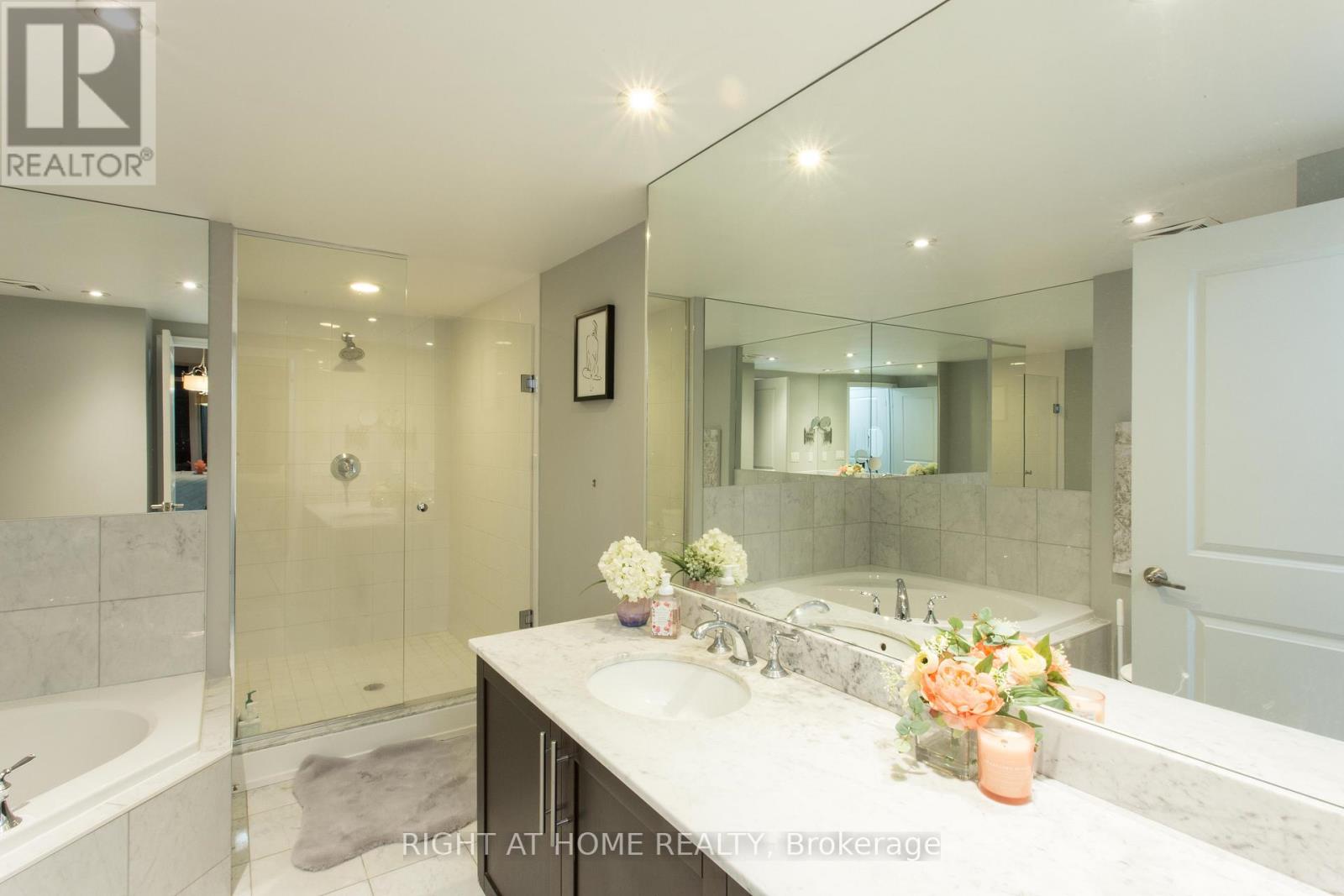 1508 - 21 Grand Magazine Street, Toronto, Ontario  M5V 1B5 - Photo 19 - C12575742