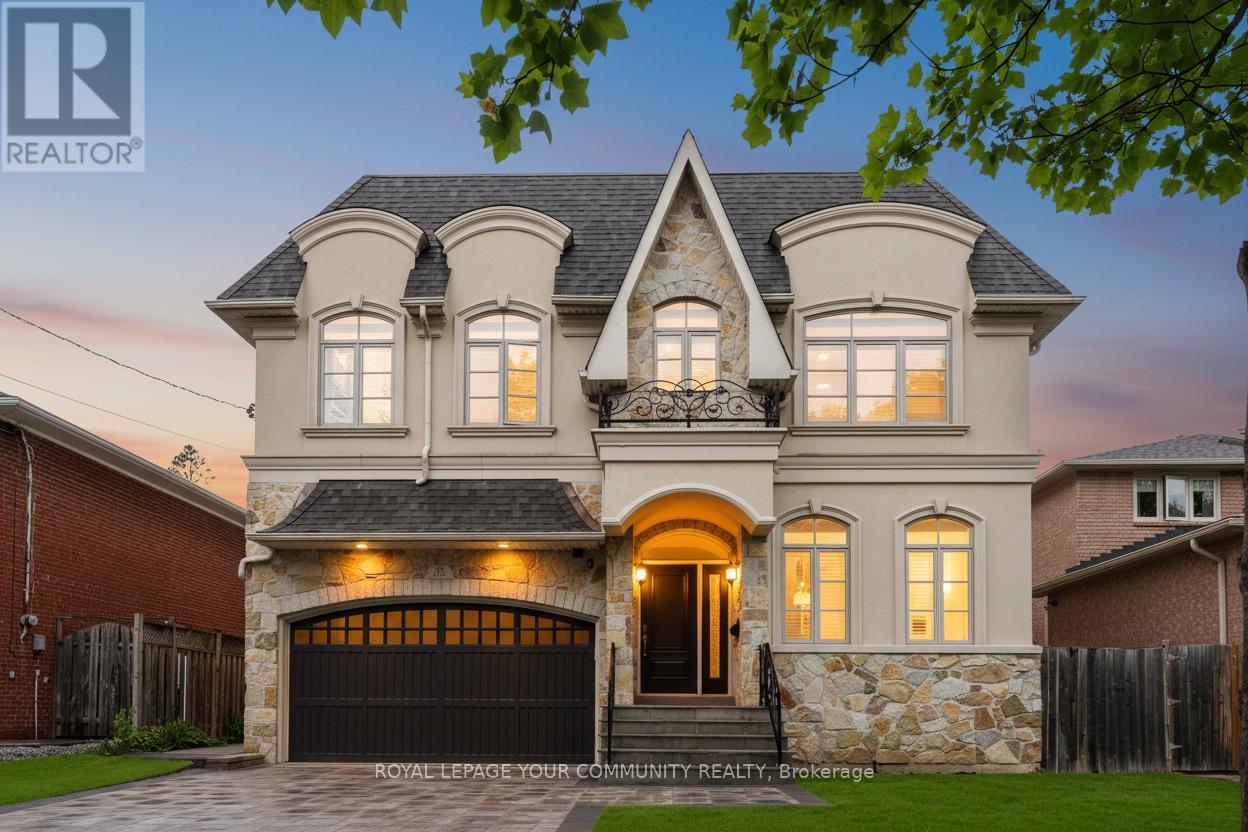 106 OLIVE AVENUE, Toronto, Ontario