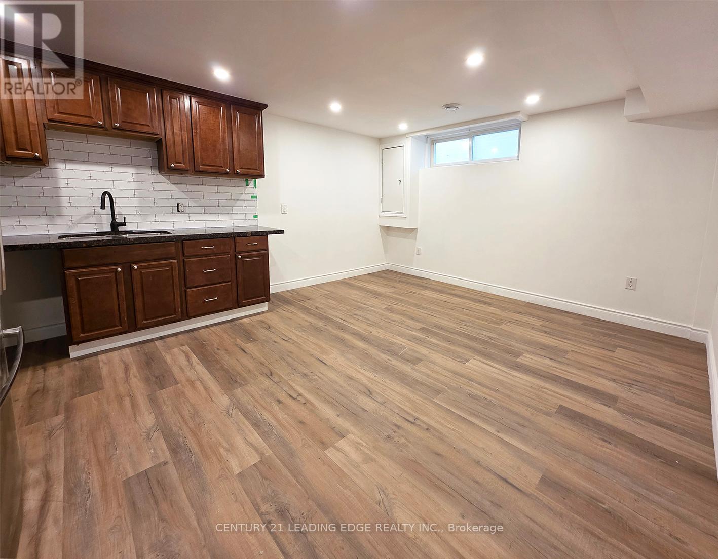 Basement A - 16 Wyvern Road, Toronto, Ontario  M2K 2K4 - Photo 2 - C12575784