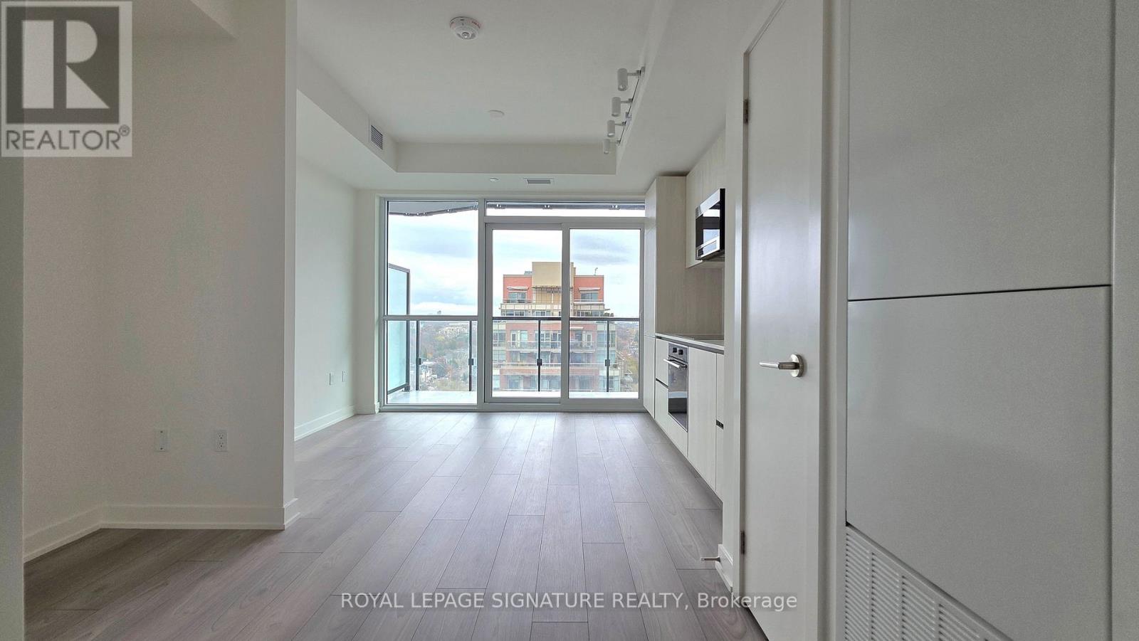 1504 - 120 Broadway Avenue, Toronto, Ontario  M4P 0E9 - Photo 4 - C12575820