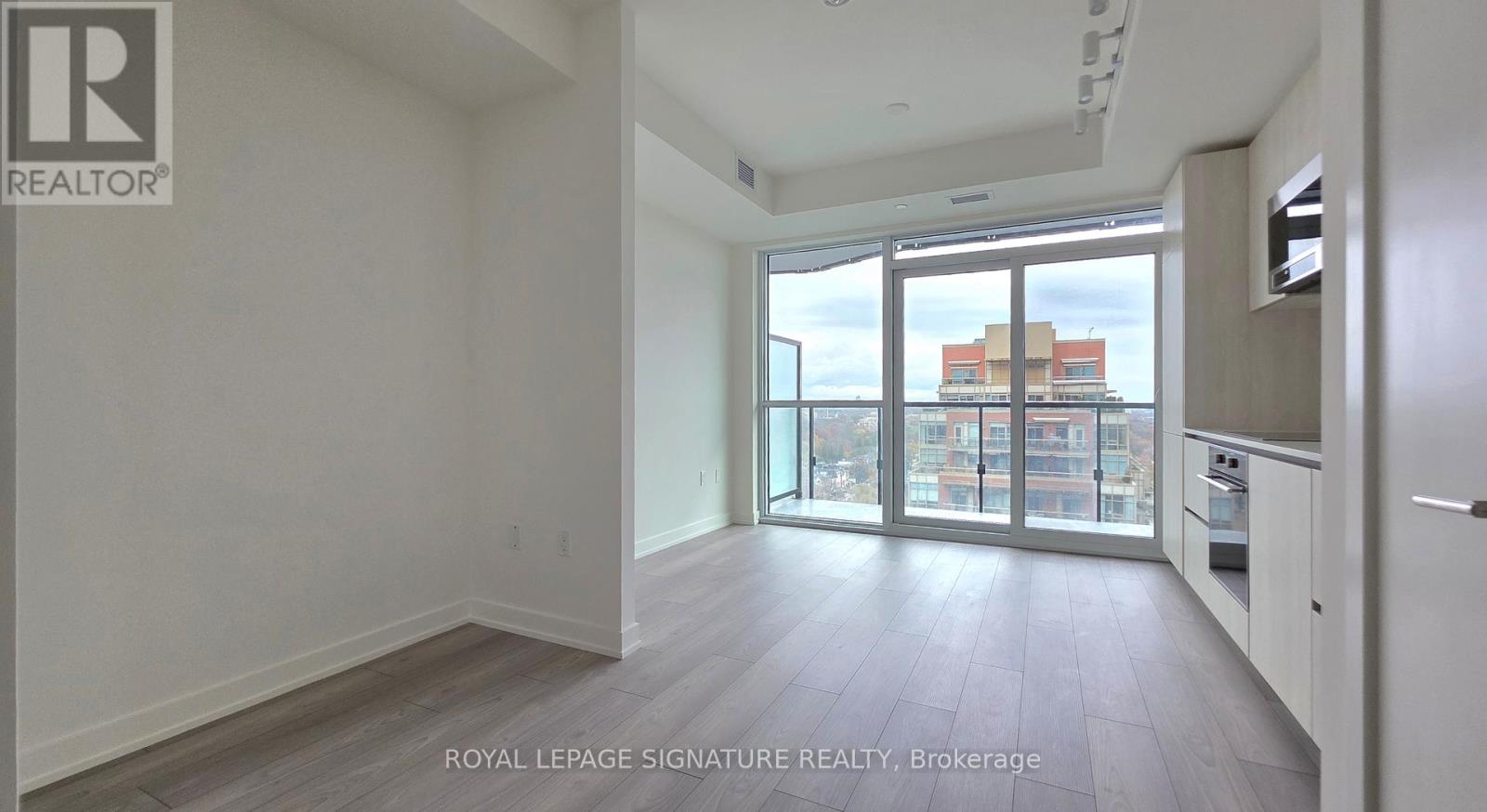 1504 - 120 Broadway Avenue, Toronto, Ontario  M4P 0E9 - Photo 5 - C12575820