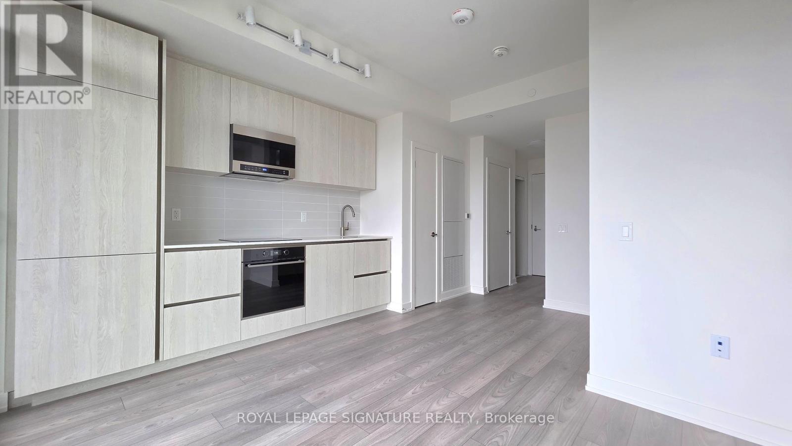 1504 - 120 Broadway Avenue, Toronto, Ontario  M4P 0E9 - Photo 8 - C12575820