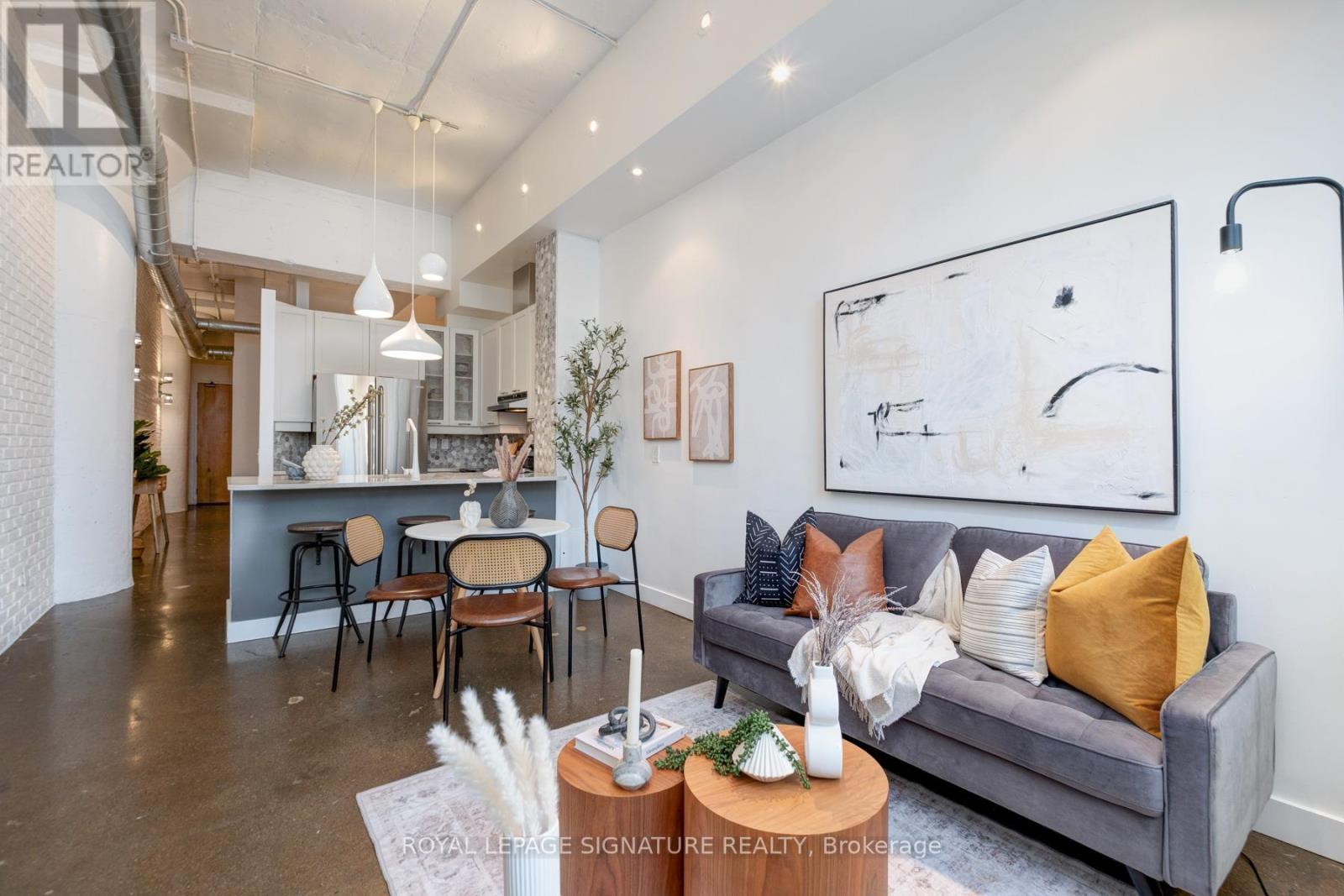 418 - 155 DALHOUSIE STREET, Toronto, Ontario