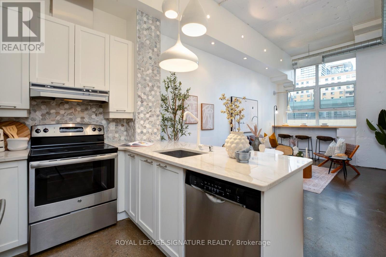 418 - 155 Dalhousie Street, Toronto, Ontario  M5B 2P7 - Photo 7 - C12575852