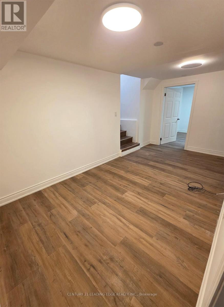 Basement B - 16 Wyvern Road, Toronto, Ontario  M2K 2K4 - Photo 5 - C12575888